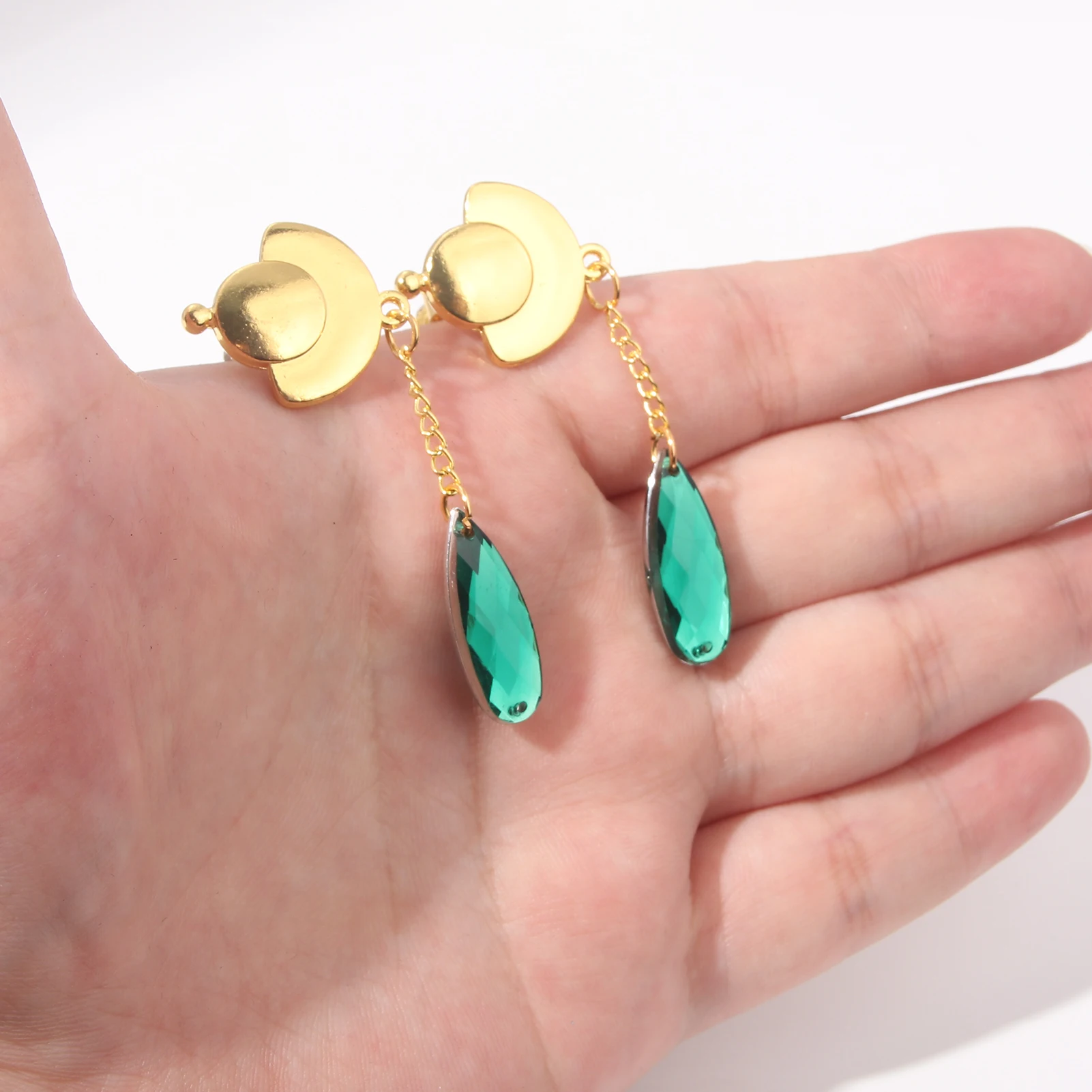 4Pcs/Set The Apothecary Diaries Pendant Badge Hairpin Maomao Choker Cosplay Emerald Gemstone Women Jewelry Valentine's Day Gift