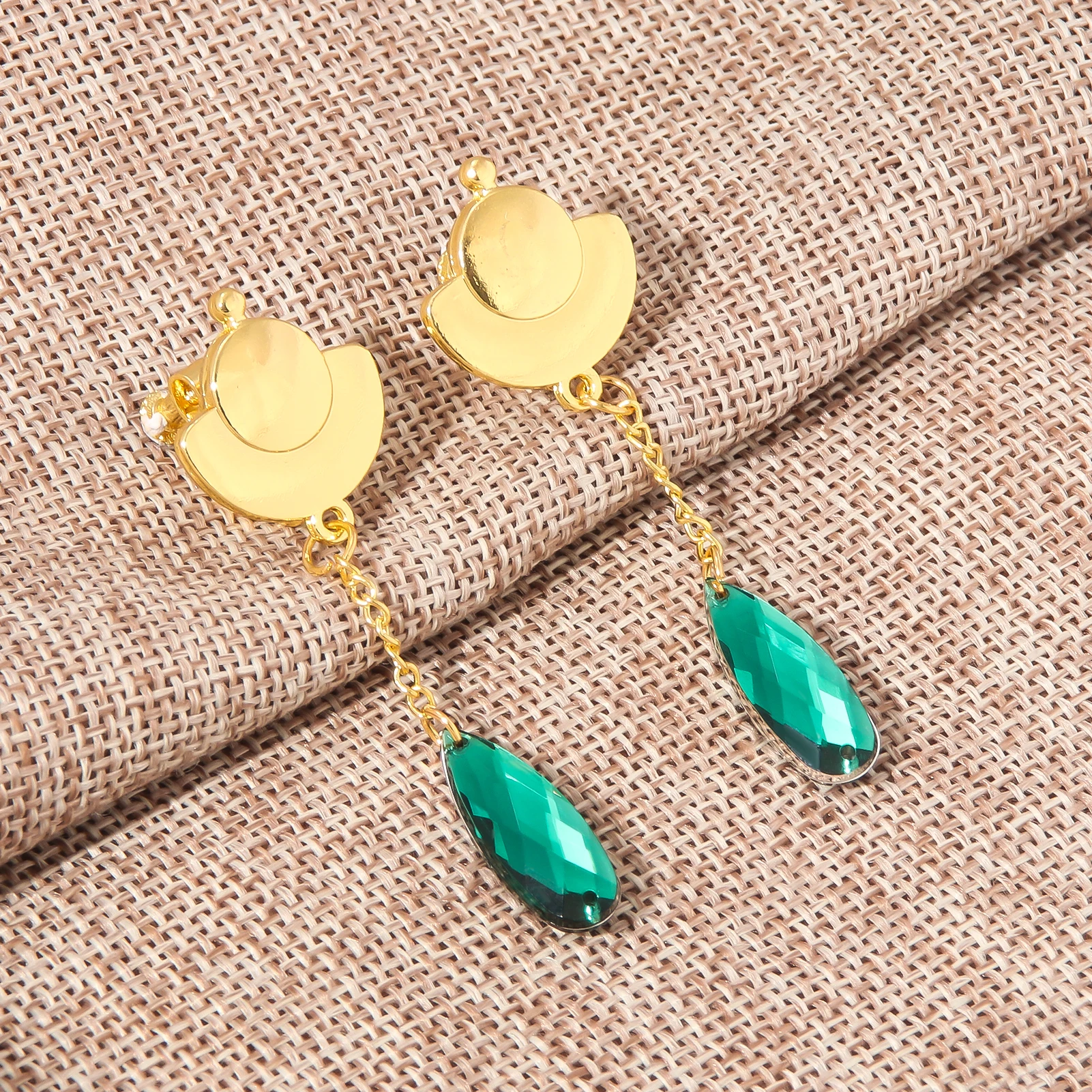 4Pcs/Set The Apothecary Diaries Pendant Badge Hairpin Maomao Choker Cosplay Emerald Gemstone Women Jewelry Valentine's Day Gift