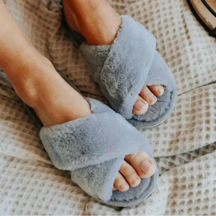 Winter Women House Slippers Faux Fur Warm Flat Shoes Female Slip Home Ladies Slippers Size 36-43 Wholesale