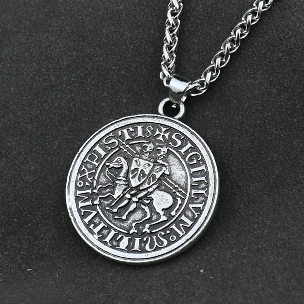 Men Amulet Jewelry Viking Double War Horse Greek Latin Knights Templar Exquisite Commemorative Seal Pendant Necklace