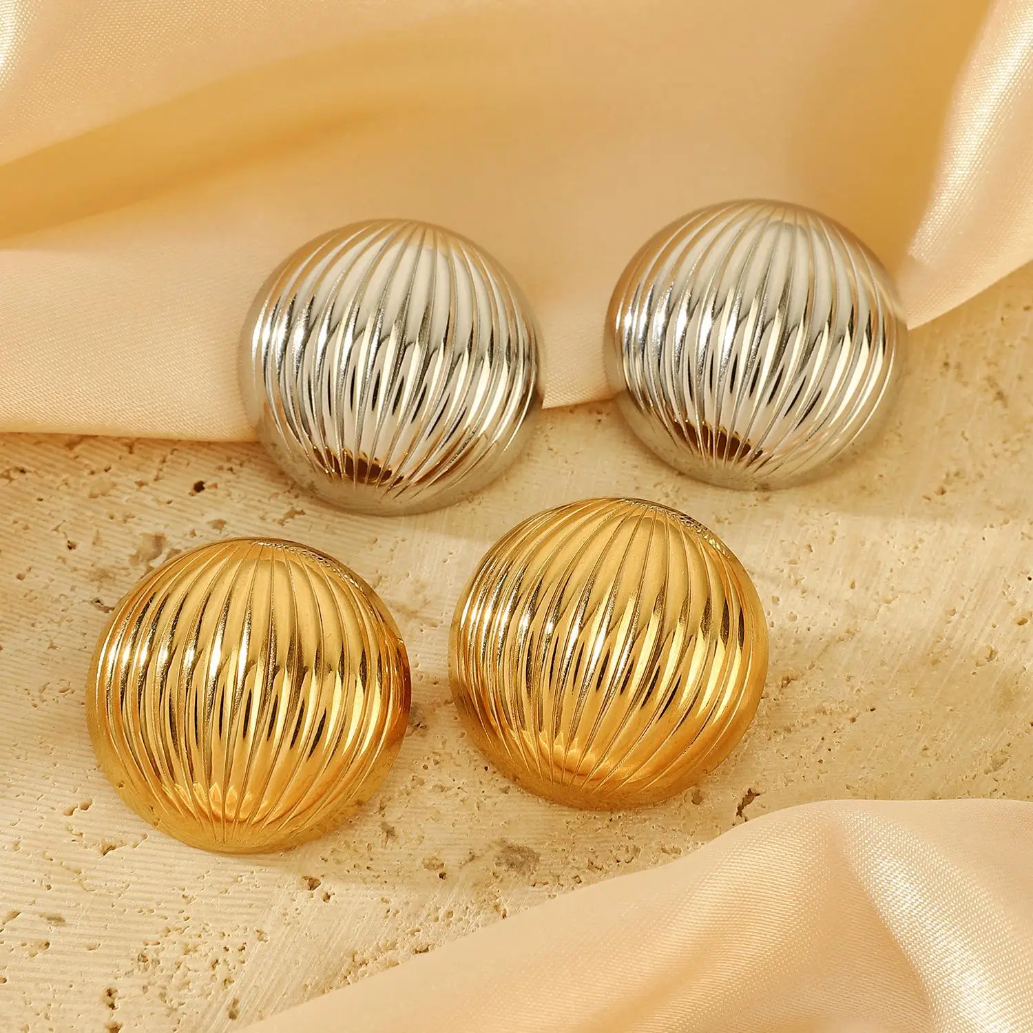 Fashion Round Stainless Steel Metal Earrings for Women Gold-Color Shell-Shaped Vintage Punk Earrings Elegent Female Jewelry New