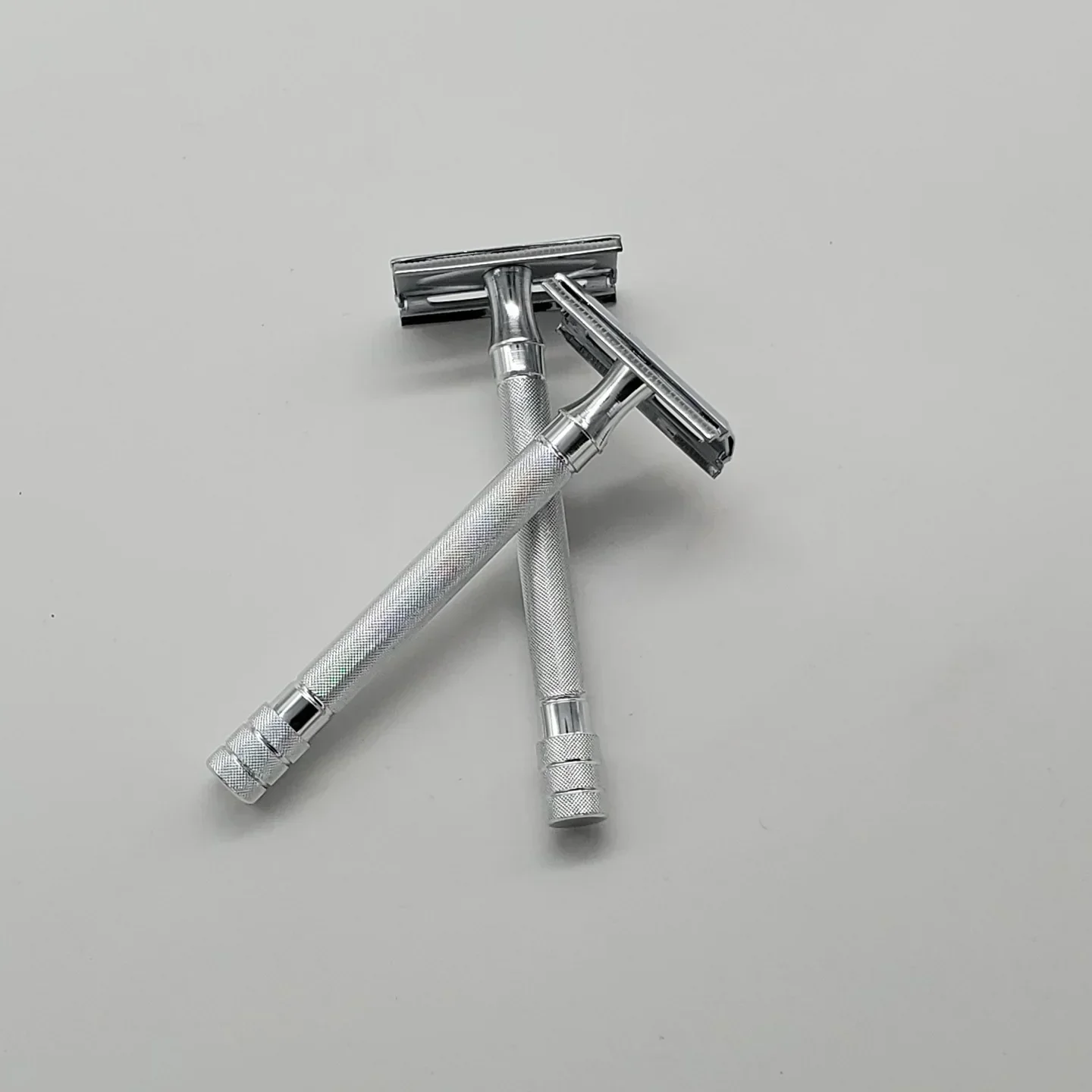 Double Edge Classic Mens Shaving Mild Hair Removal Shaver It With Small Brush Adjustable Safety Razor Face Razor