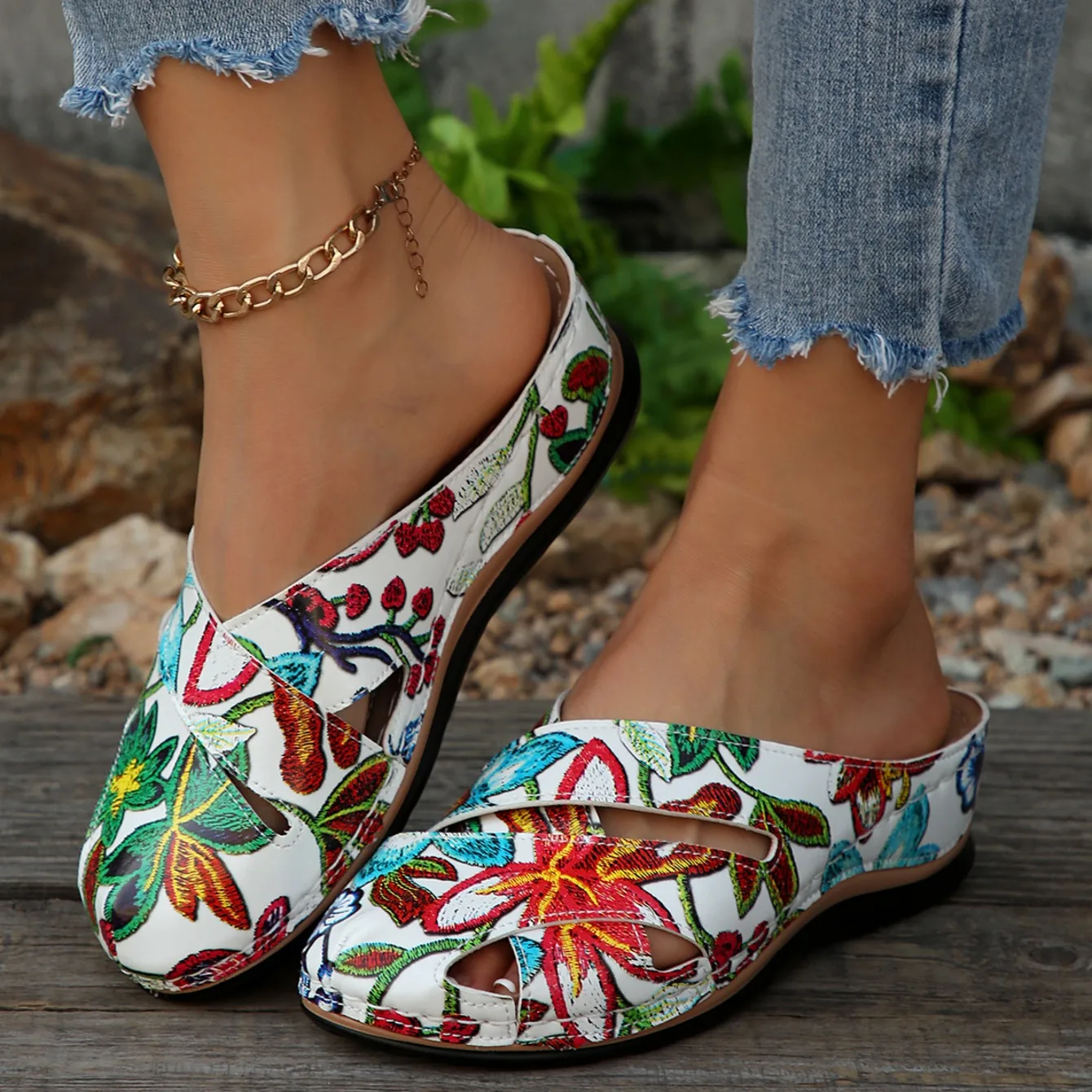 Women Slippers Summer Mixed Colors Outdoor Shoes for Women Casual Beach Large Size Wedge Sandals Fashion Slippers Slides Women