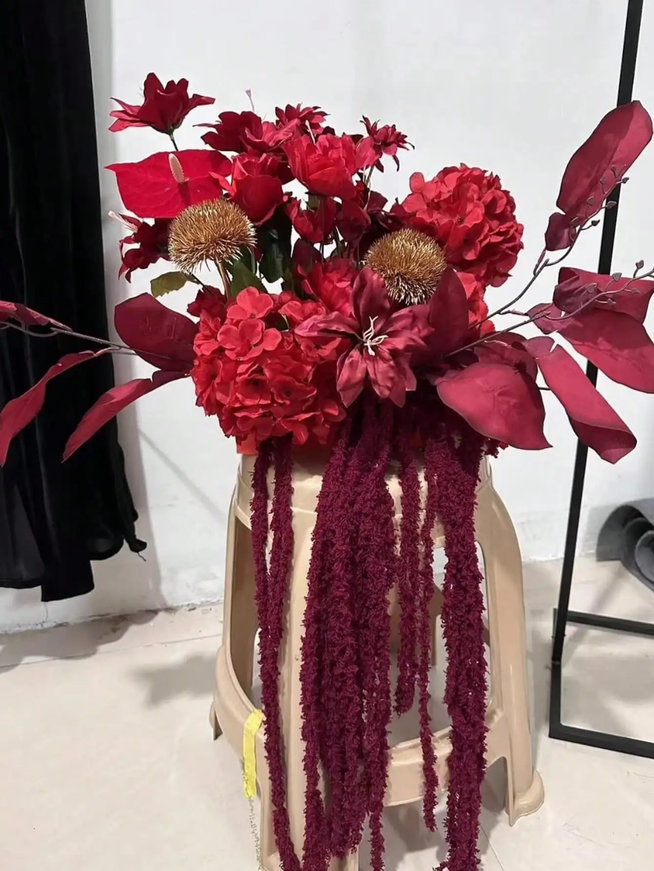 Silk Artificial Plant Vine Wedding Garden Arch Festival Rattan Garland Yard Romantic Home Room Table Decora Outdoor Diy Gift Box