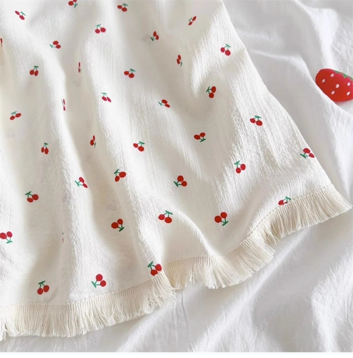 With Chest Cushion Halter Nightgown Female Summer Floral Breathable Thin Section of the Princess Style Loose Knee-Length Pajamas