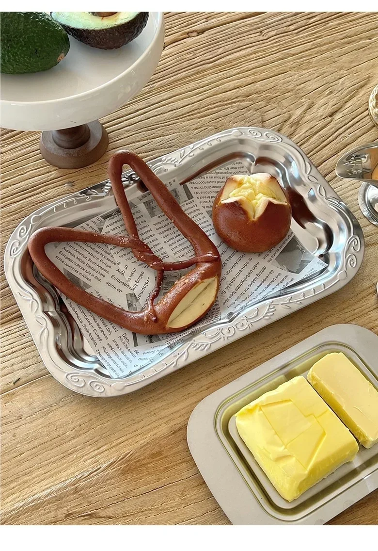 1PCS English-style Vintage Tray Pattern Metal Dining Tray, Household and Commercial Storage Tray, Rectangular Dim Sum Fruit Tray