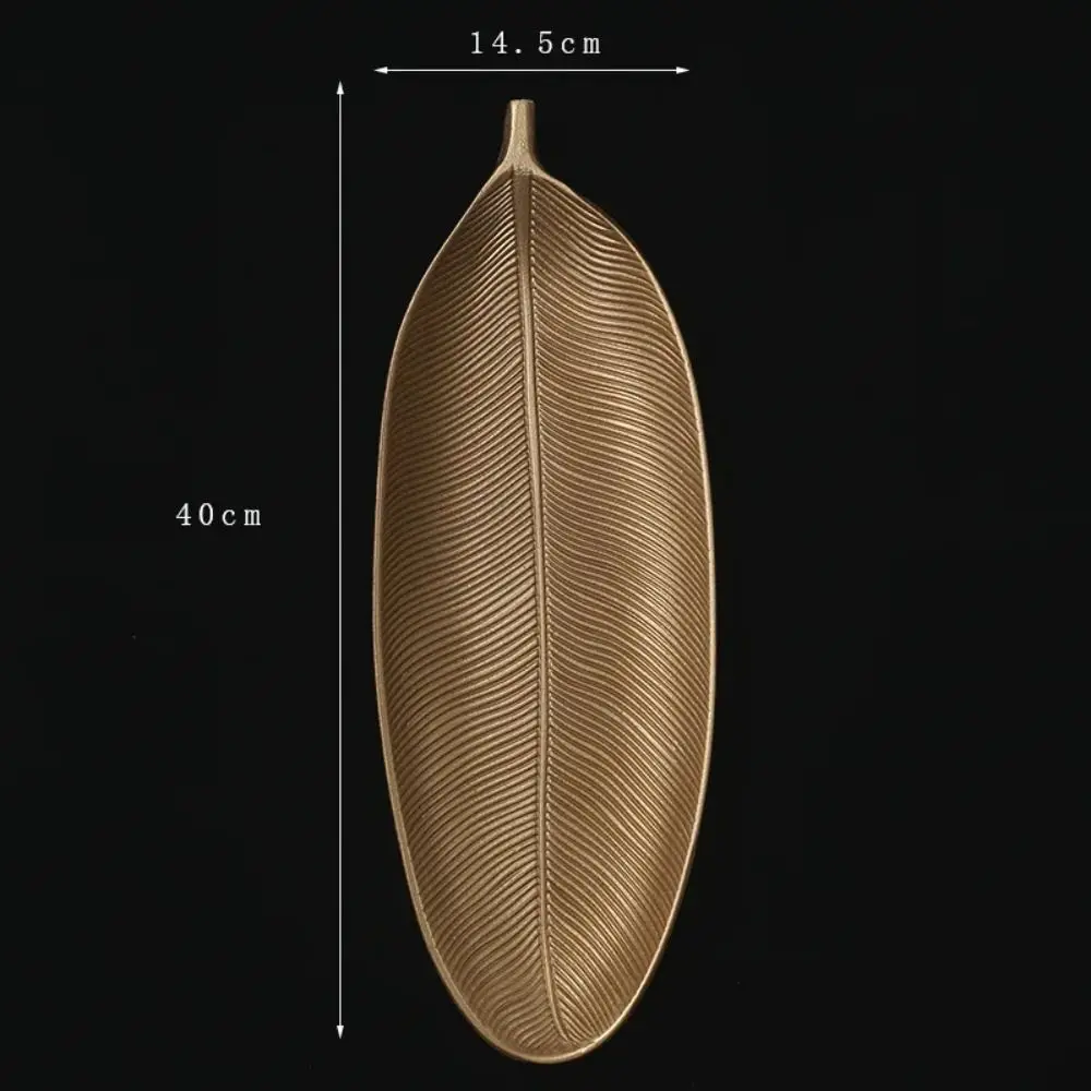 Nordic Decorative Tray Gold Pineapple Leaf Shape Serving Tray Jewelry Pallet Fruit Snack Dish Table Decoration Storage Organizer