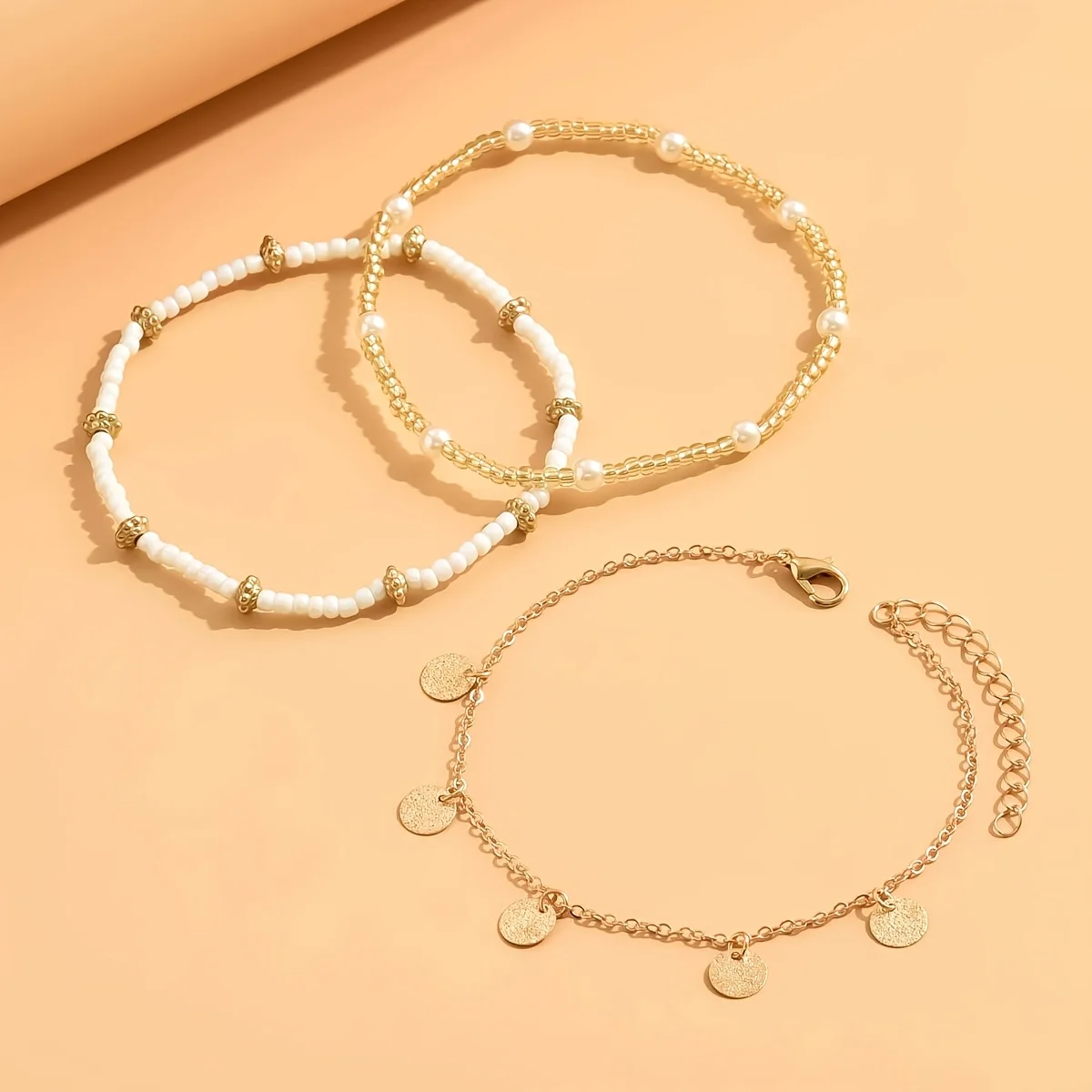 This Bohemian-style summer beach multi-layered beaded sequin tassel women's anklets are suitable for daily commutes and holiday