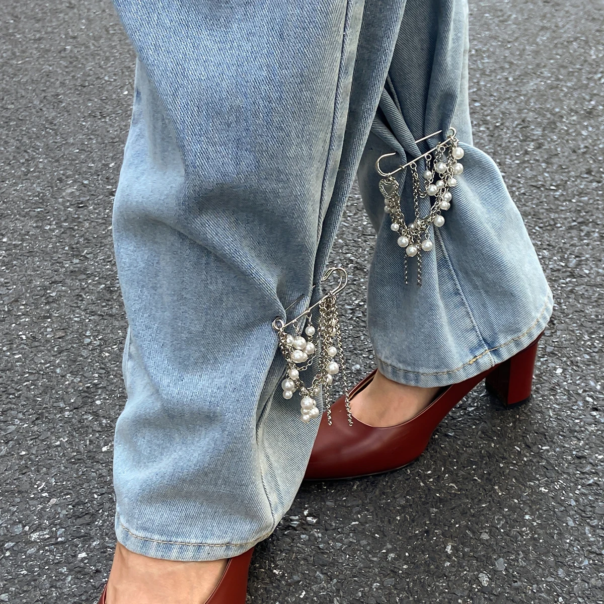Salircon Fashion Elegance Imitation Pearl Tassel Ankles Chain Women Detachable Jeans Brooch Chain Clothing Jewelry Accessories