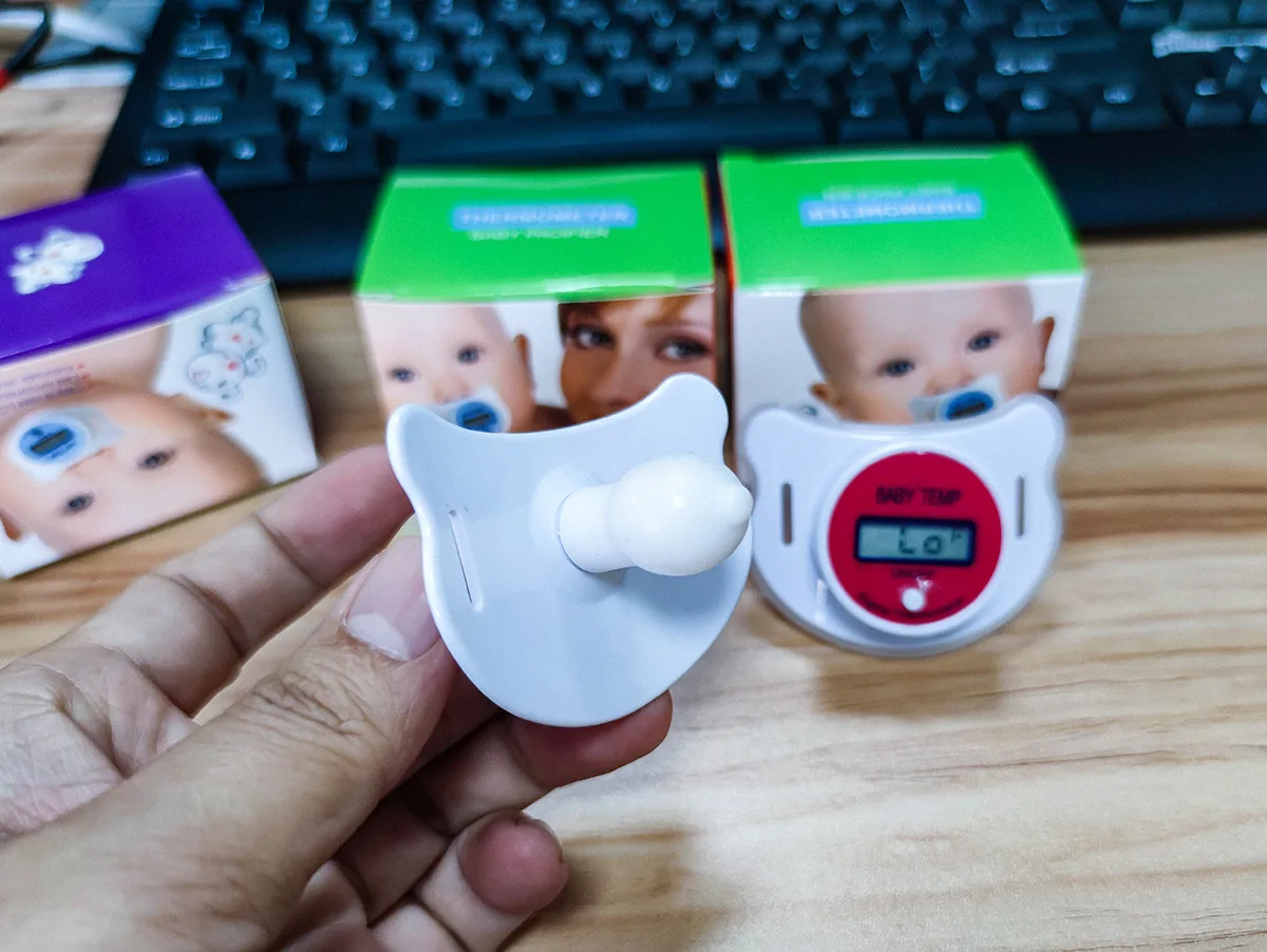 Baby Pacifier Thermometer Infant and Child Oral Temperature Measurement Oral Pacifier Electronic Thermometer Soothing