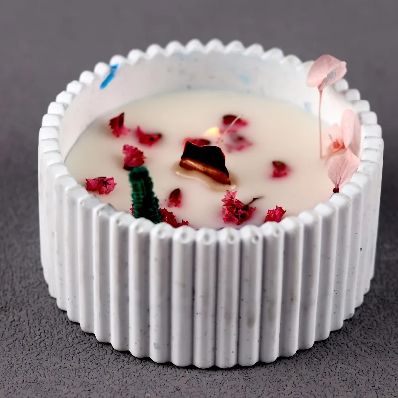 Multi-functional round striped silicone mold for candle jars, storage boxes, pencil holders and vases