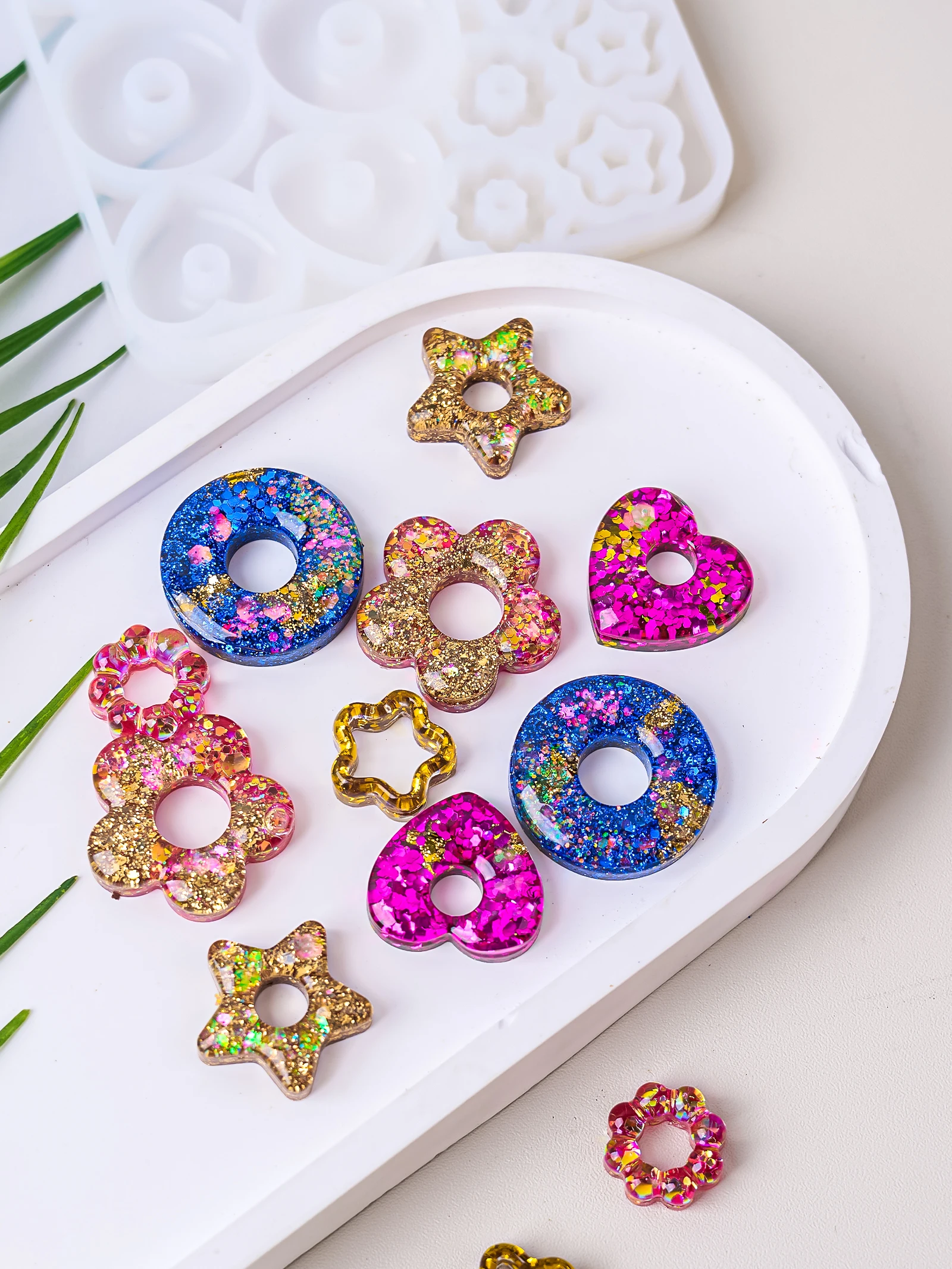 DIY Jewelry Resin Molds Silicone Earrings Heart Star Flower Pendant Mold Keychain Making Tools Crafting Supplie