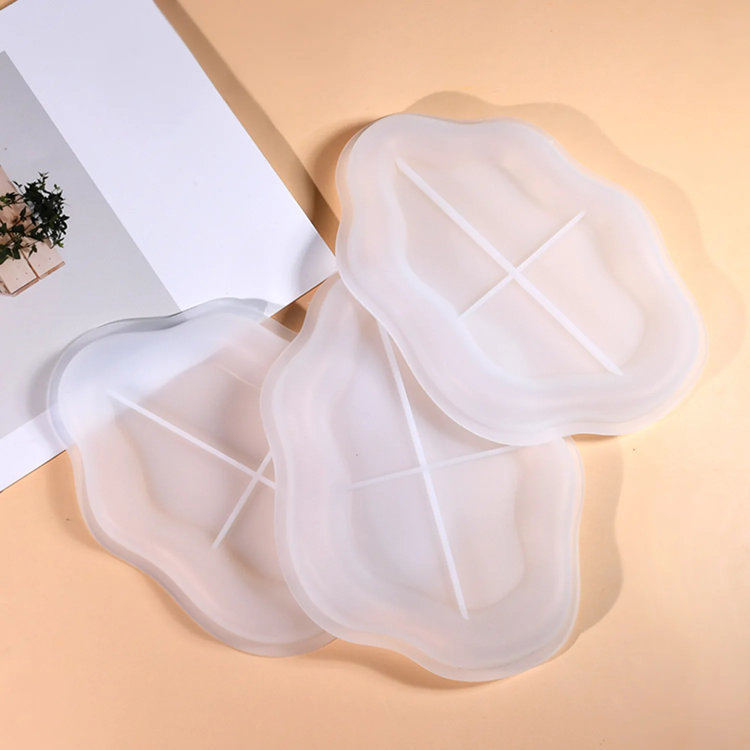 DIY Handmade Cloud shaped Tray Silicone Mold Jewelry Decoration Tray Resin Mold Home Decor Supplies Dropping Silicone Mold