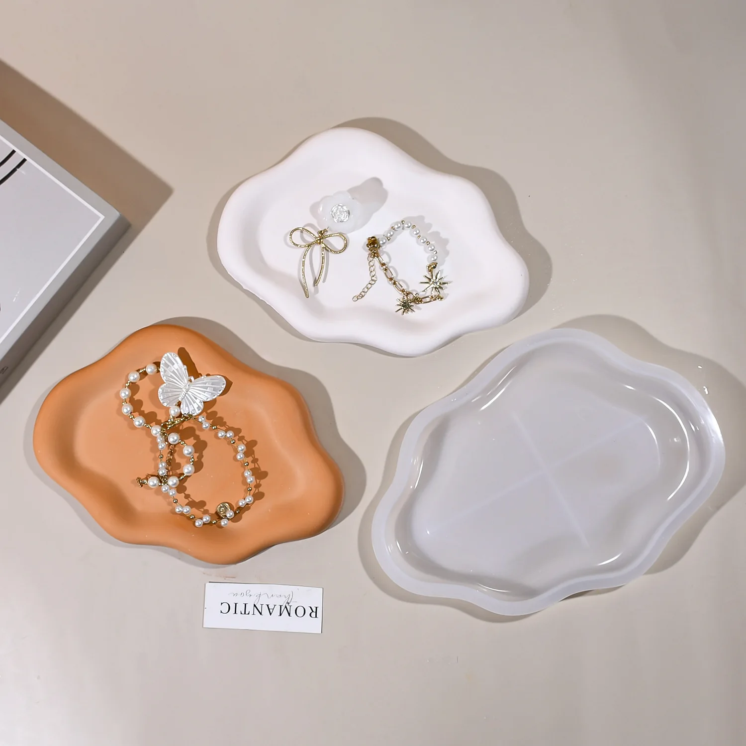 DIY Handmade Cloud shaped Tray Silicone Mold Jewelry Decoration Tray Resin Mold Home Decor Supplies Dropping Silicone Mold