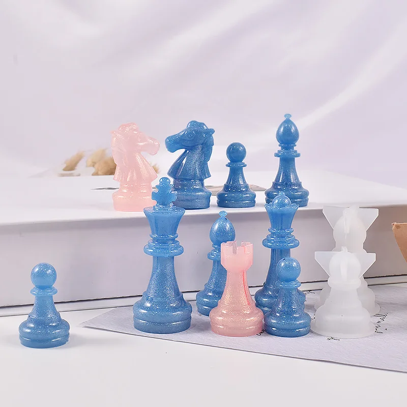 DIY Chess Silicone Mold Handmade Chessboard Set Crystal Epoxy Resin Candle Mold Home Gathering and Outdoor Game Tools