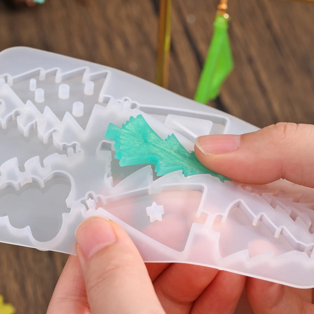 Christmas Earring Silicone Mold Earrings Epoxy Resin Mold Keychain Pendant DIY Crafts Jewelry Casting Christmas Decorations