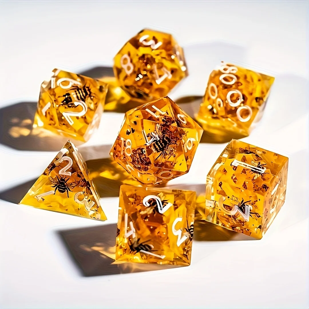 1 set of 7-shaped dice moulds Seamless 3D octahedron silicone moulds Suitable for resin and epoxy casting Handmade crafting