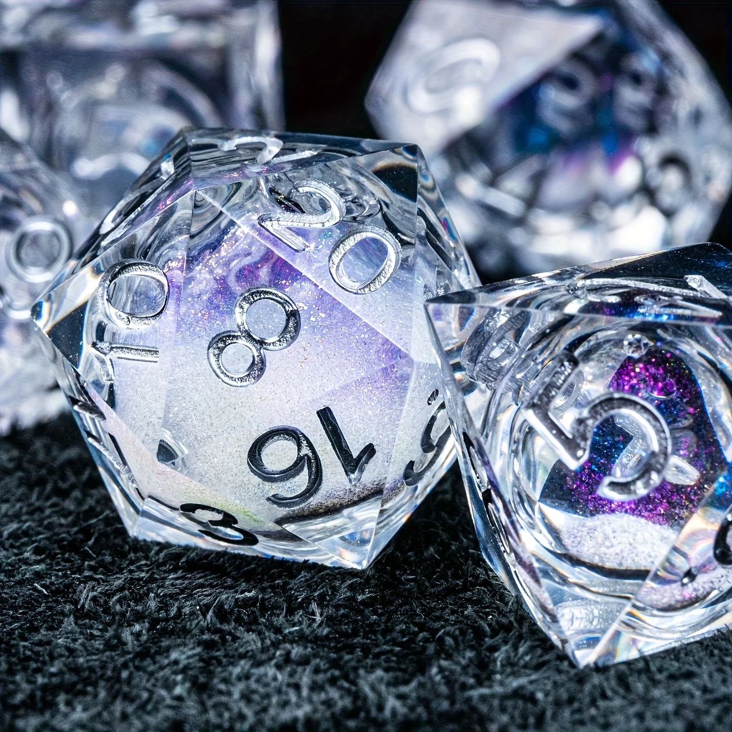 1 set of 7-shaped dice moulds Seamless 3D octahedron silicone moulds Suitable for resin and epoxy casting Handmade crafting