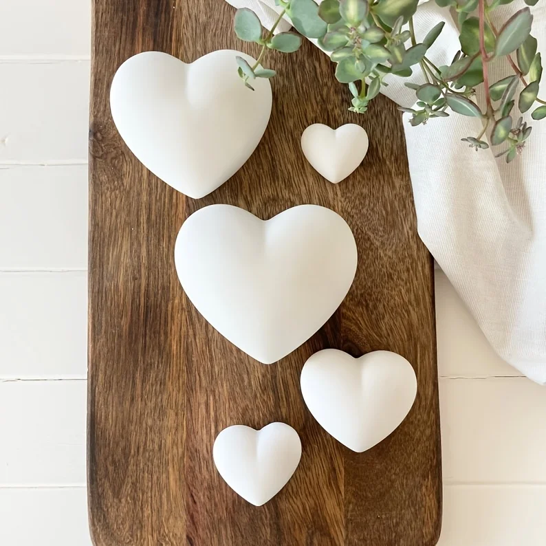 Resin Silicone Mold 5pcs Heart-Shaped Gypsum Candle Ornament Mold Home Desktop Atmosphere Decoration Festival Gift Handicraft