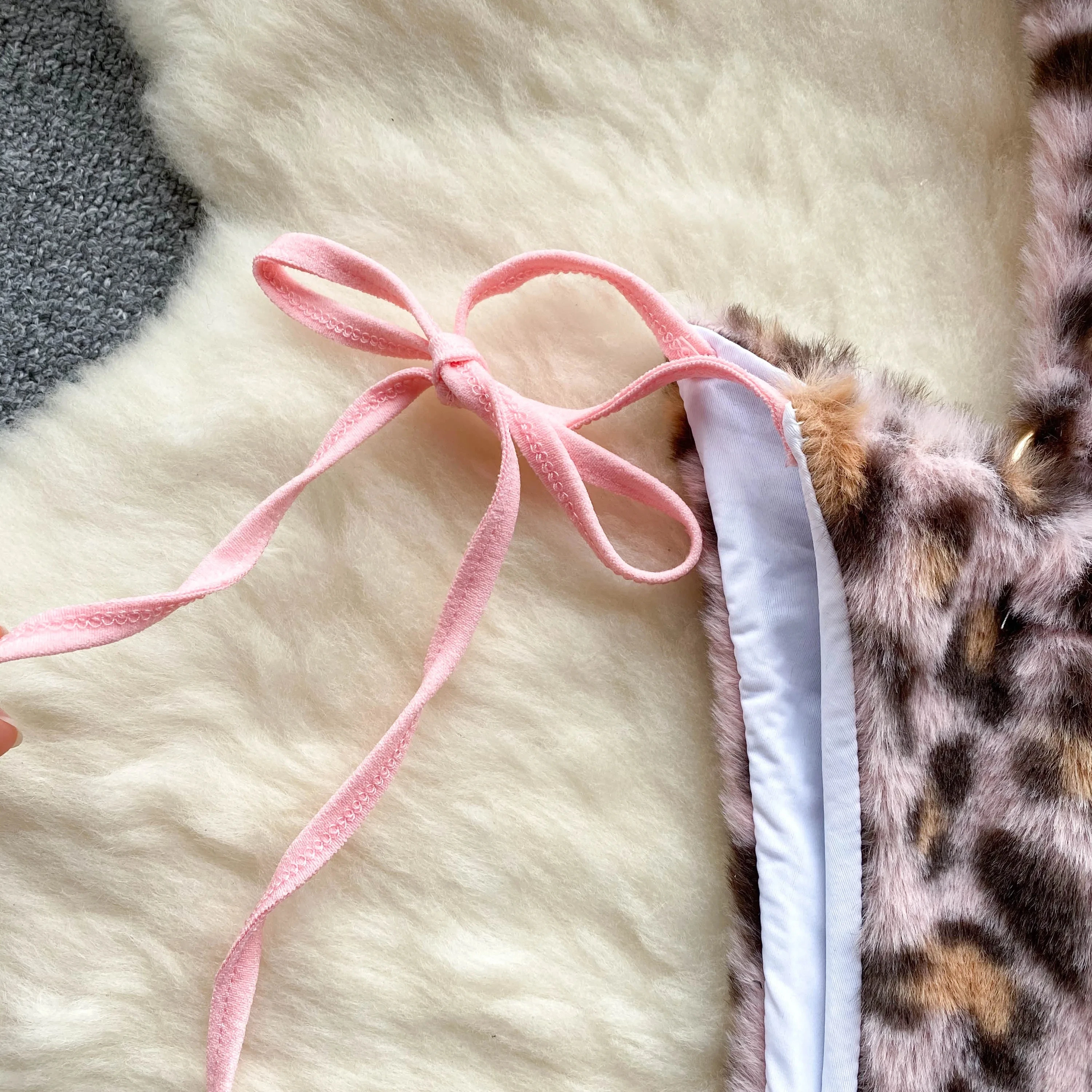 Women Leopard Print Velour Bodysuits Fashion One Piece Combination Halter Vintage Bodycon Sexy Onesie Lingerie Comfortable New