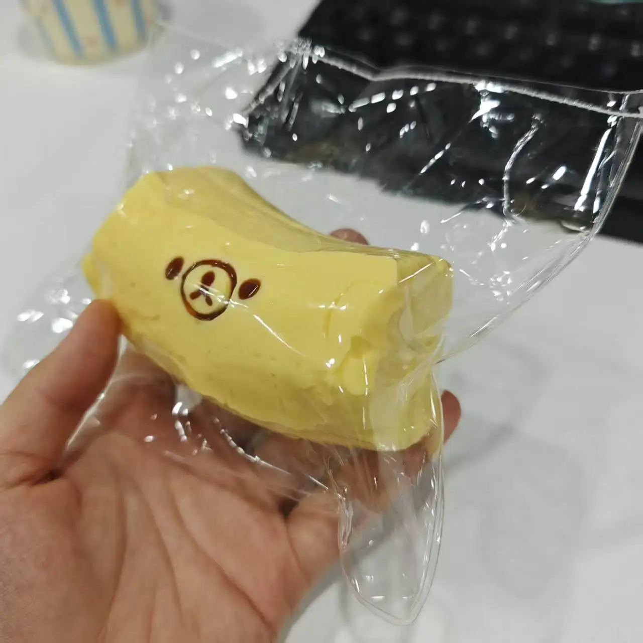 1Pc handmade Squishy with BUTTER texture - Banana bear shaped to relieve stress - Food grade silicone