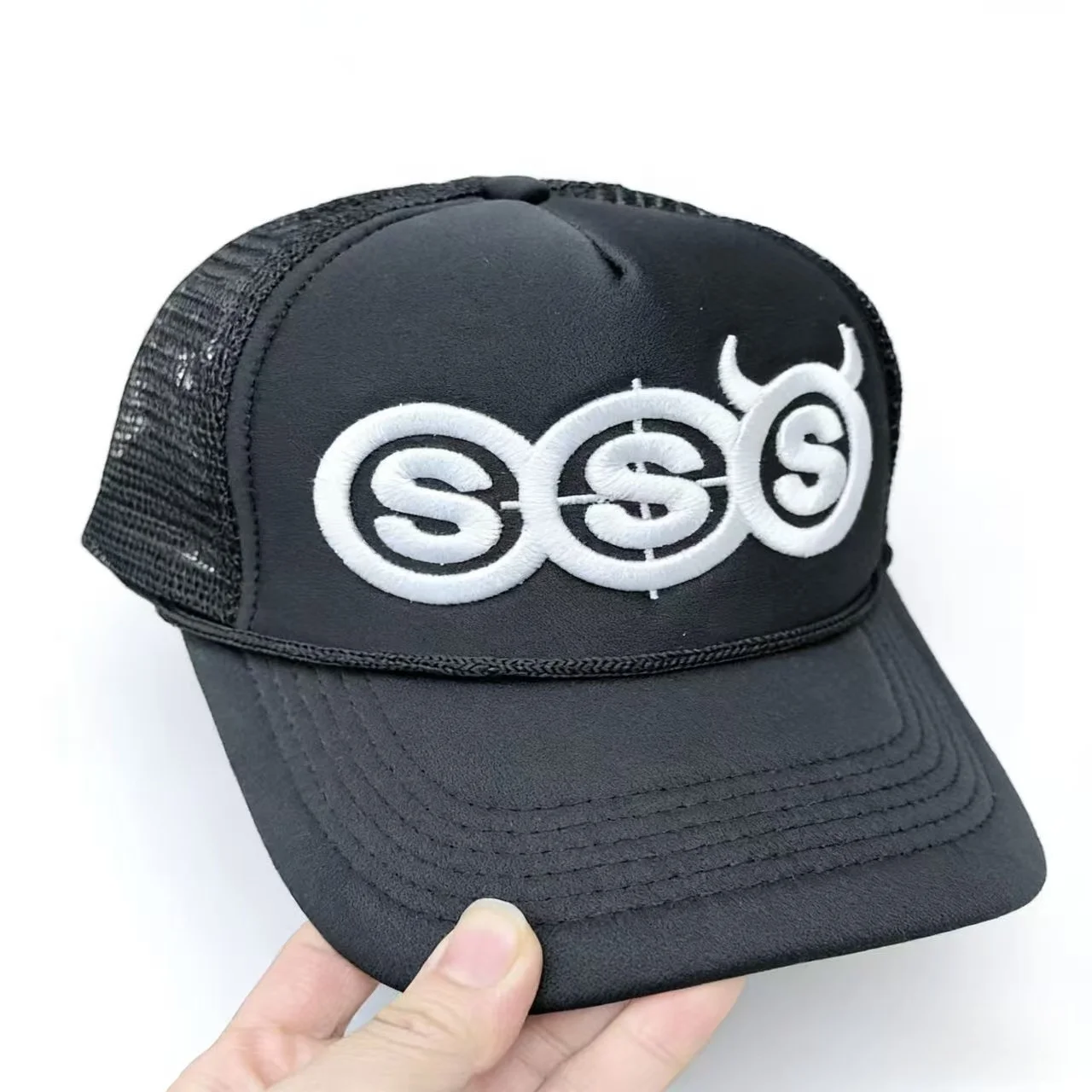 SSS Devil Horn Summer Travel Peaked Baseball Cap Men's Embroidery Hip-Hop Cap Style Sun Visor Adjustable Trucker Mesh Cap