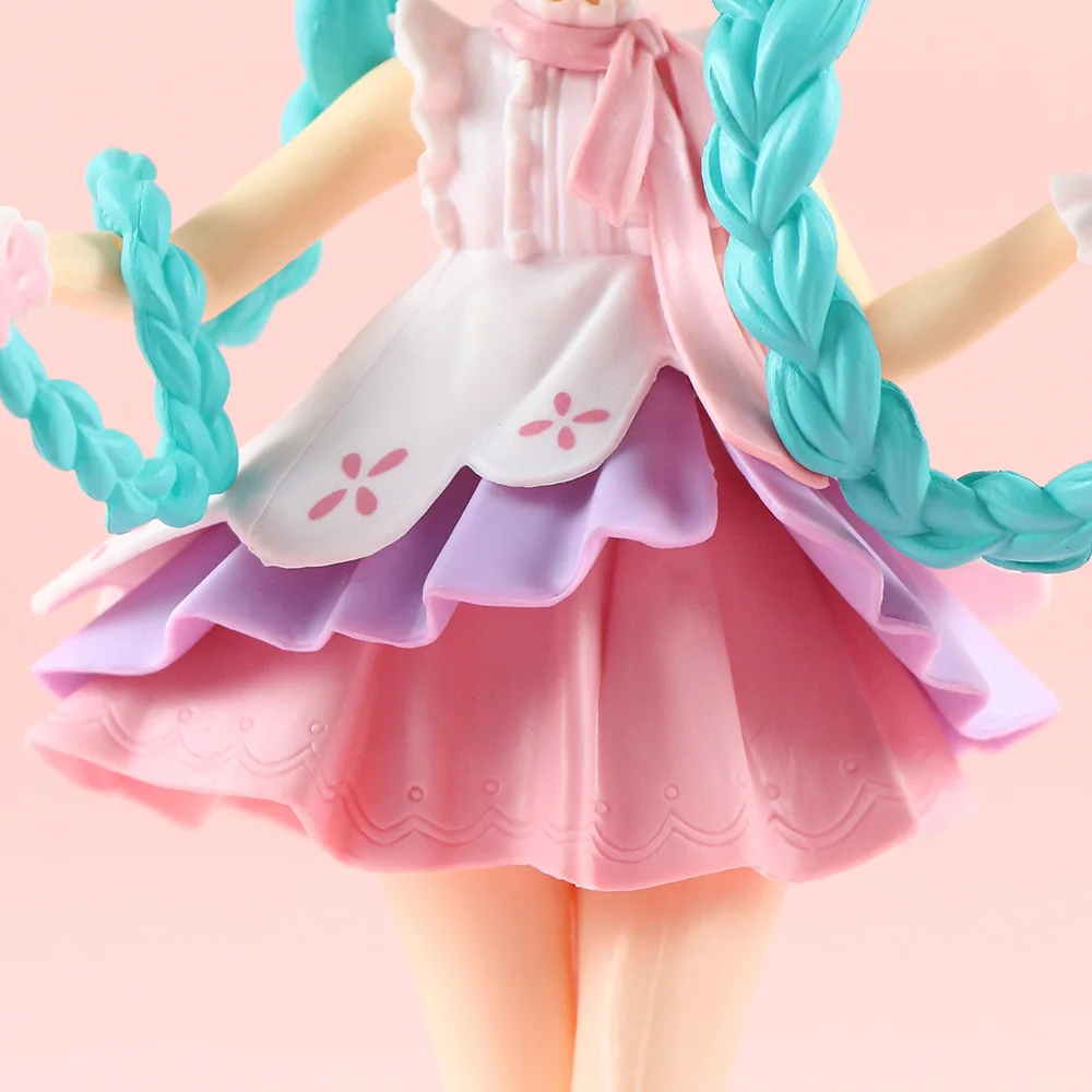 Hot Kawaii Girl Hatsune Miku Anime Figure Fashion Subclture Miku Action Figure Birthday Gift PVC Collection Model Doll Toys