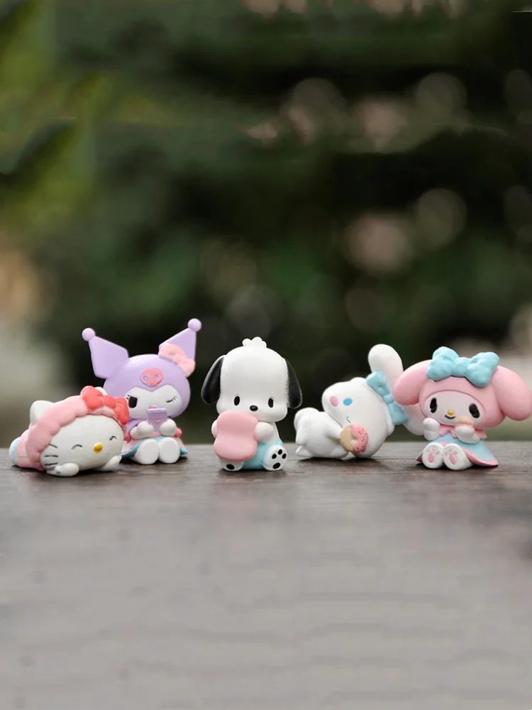 5Pcs-Set Sanrio Cinnamoroll Anime Figure Pochacco Kuromi Pom Purin Hello Kitty Action Toys Model Doll My Melody Gifts