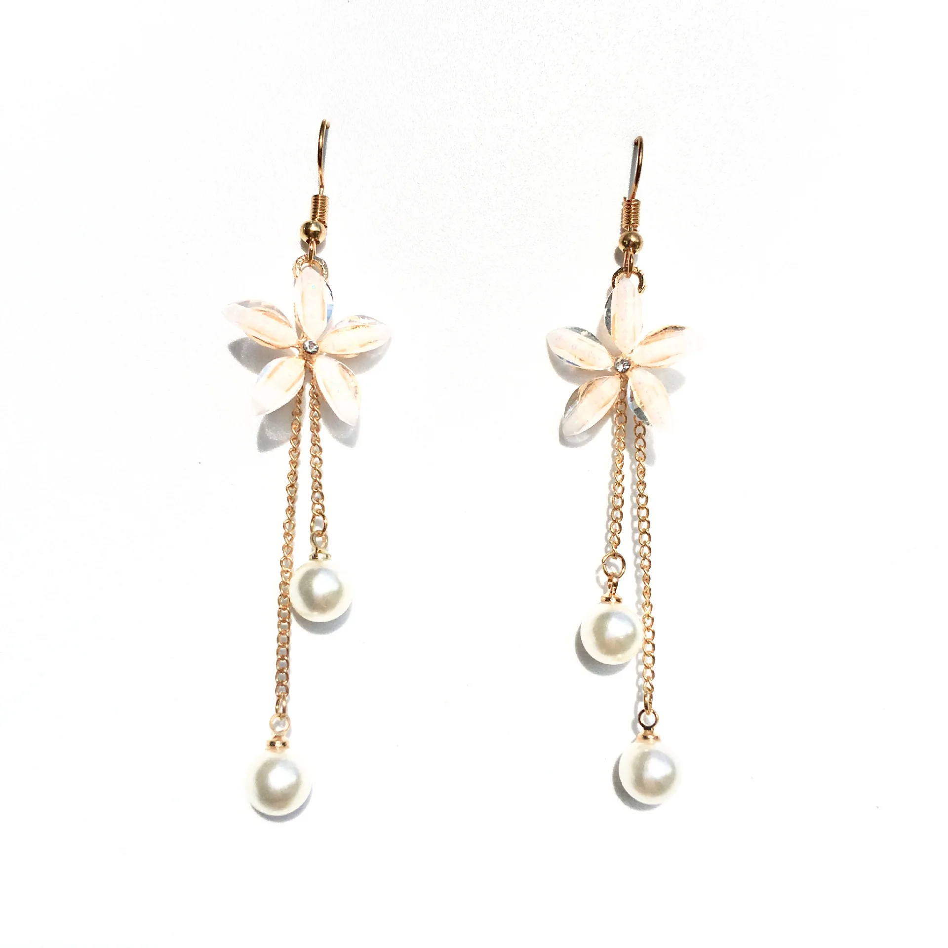 Glamour Earrings Sale Natural Freshwater Pearl Earrings Korean Fashion 2019 New Popular Pearl Women's Earrings Wholesale