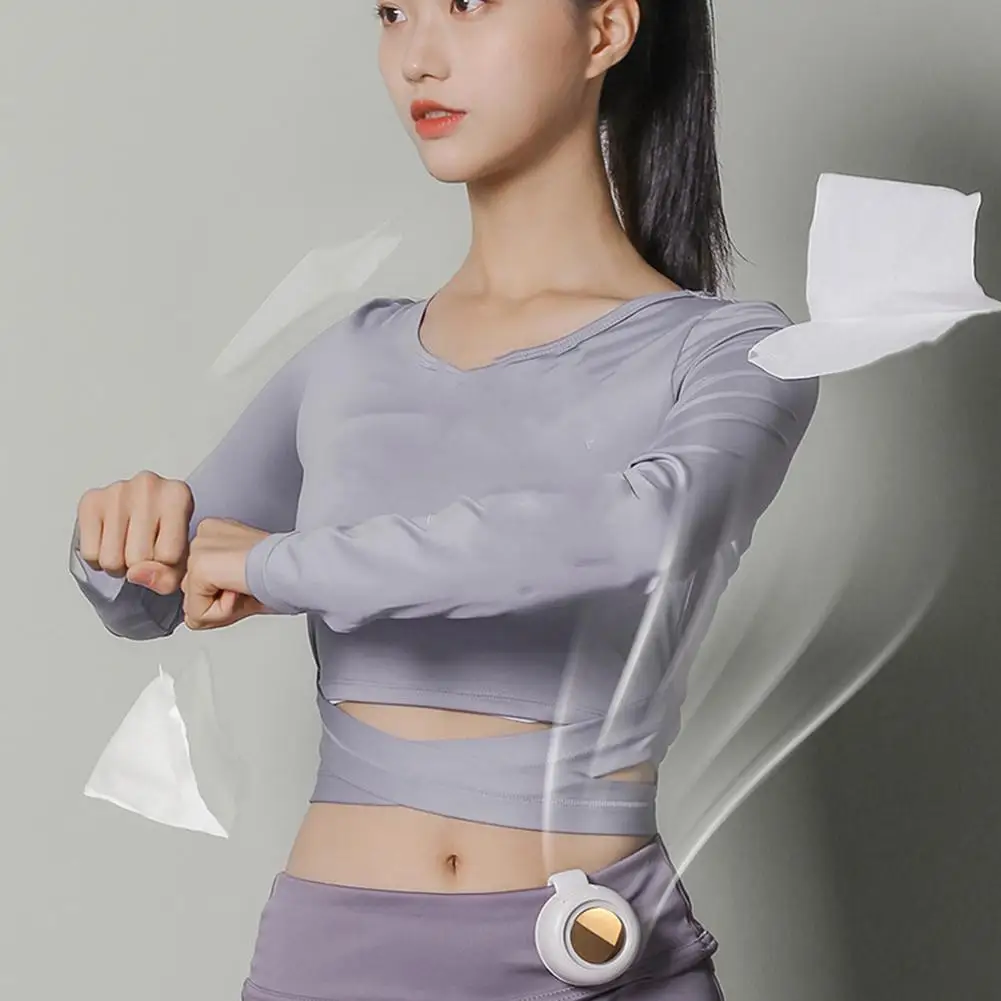 Summer Cooling Fan Clip Portable Buckle Small Fan Mini Waist Hanging Handheld Silent Bladeless Clip Fan New Type Strong Wind