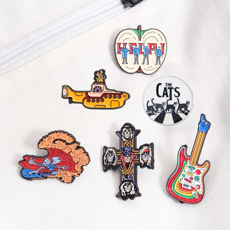 Punk Rock Band Enamel Pins Heavy Metal Music Album Retro Cassette Tape Brooches Lapel Badge Jewelry Gifts for Fans Friends