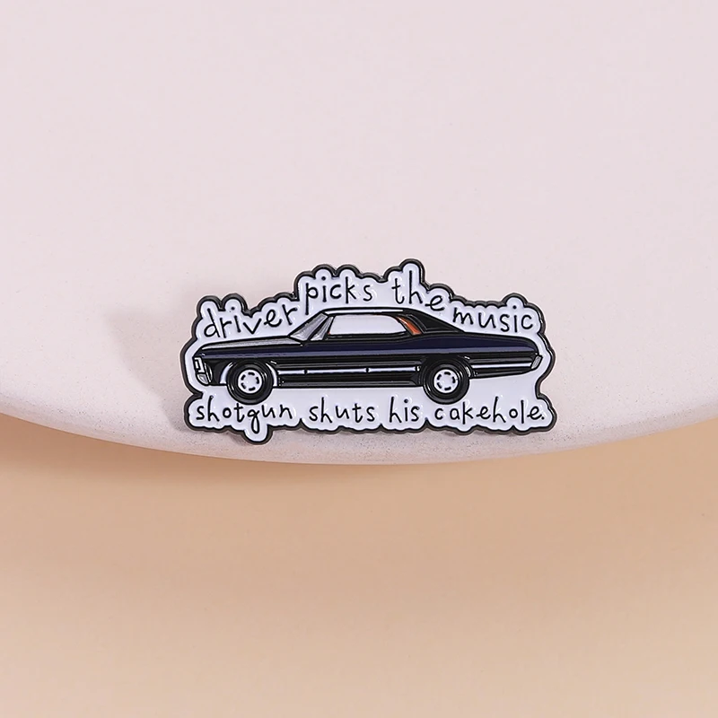 Punk Rock Band Enamel Pins Heavy Metal Music Album Retro Cassette Tape Brooches Lapel Badge Jewelry Gifts for Fans Friends