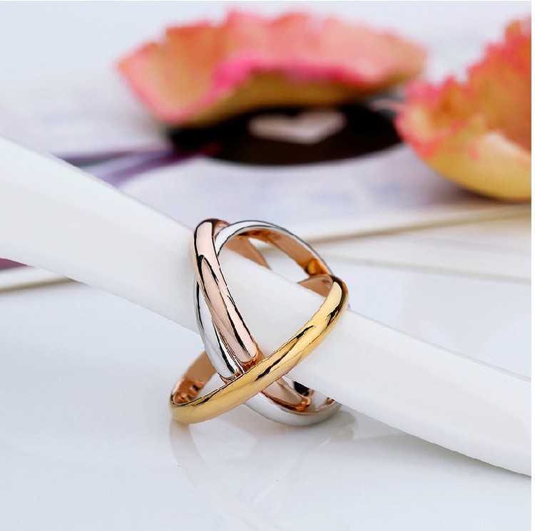 Stainless Steel Wholesale Hot Girl Women Finger Rings Creative Three Colors In One Ring For Women Titanium Steel Ornament