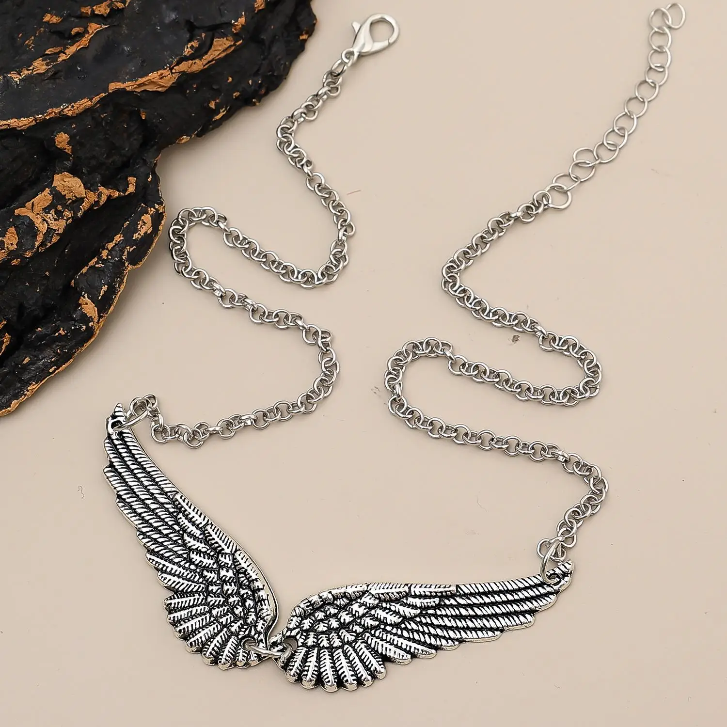 Y2K Angel Wing Feather Choker Necklace Silver Statement Angel Wing Pendant Chain Jewelry for Women Wedding Party Tribal Gifts