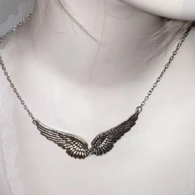 Y2K Angel Wing Feather Choker Necklace Silver Statement Angel Wing Pendant Chain Jewelry for Women Wedding Party Tribal Gifts