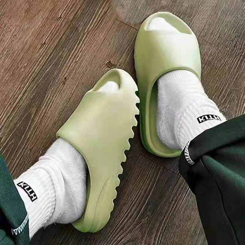 Brand High Quality Super Soft EVA Sole Summer Slippers for Men Bathroom Slippers Home Slides Couple Beach Male Slipper