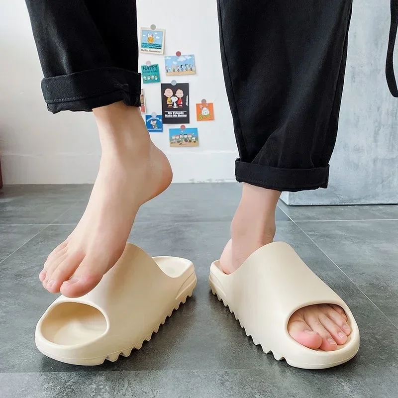 Brand High Quality Super Soft EVA Sole Summer Slippers for Men Bathroom Slippers Home Slides Couple Beach Male Slipper