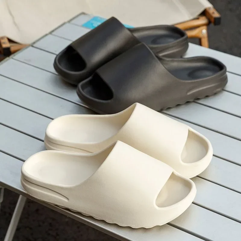 Brand High Quality Super Soft EVA Sole Summer Slippers for Men Bathroom Slippers Home Slides Couple Beach Male Slipper