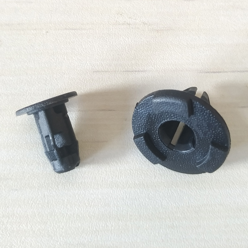 50Pcs 8mm Hole Boot & Trunk Trim Clips Auto Fastener For Nissan Qashqai Juke Pathfinder etc