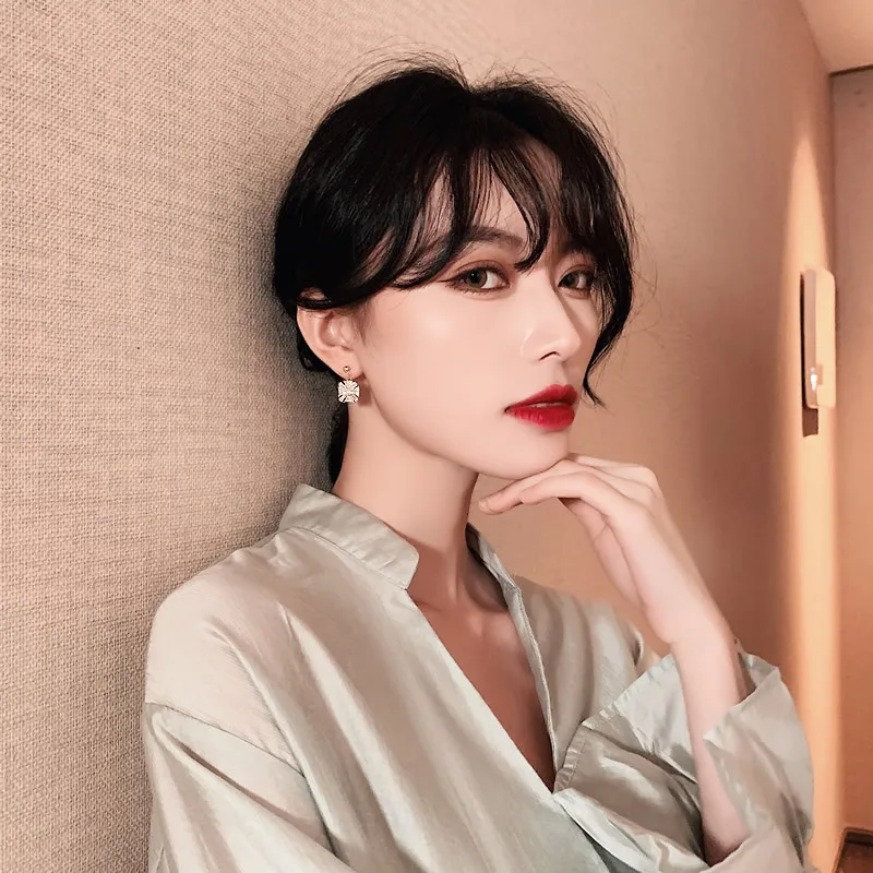 Korean Style Honey Bee Pearl Stud Earrings For Women Exquisite Small Elegant Earring Ladies Wedding Party Birthday Jewelry Gifts