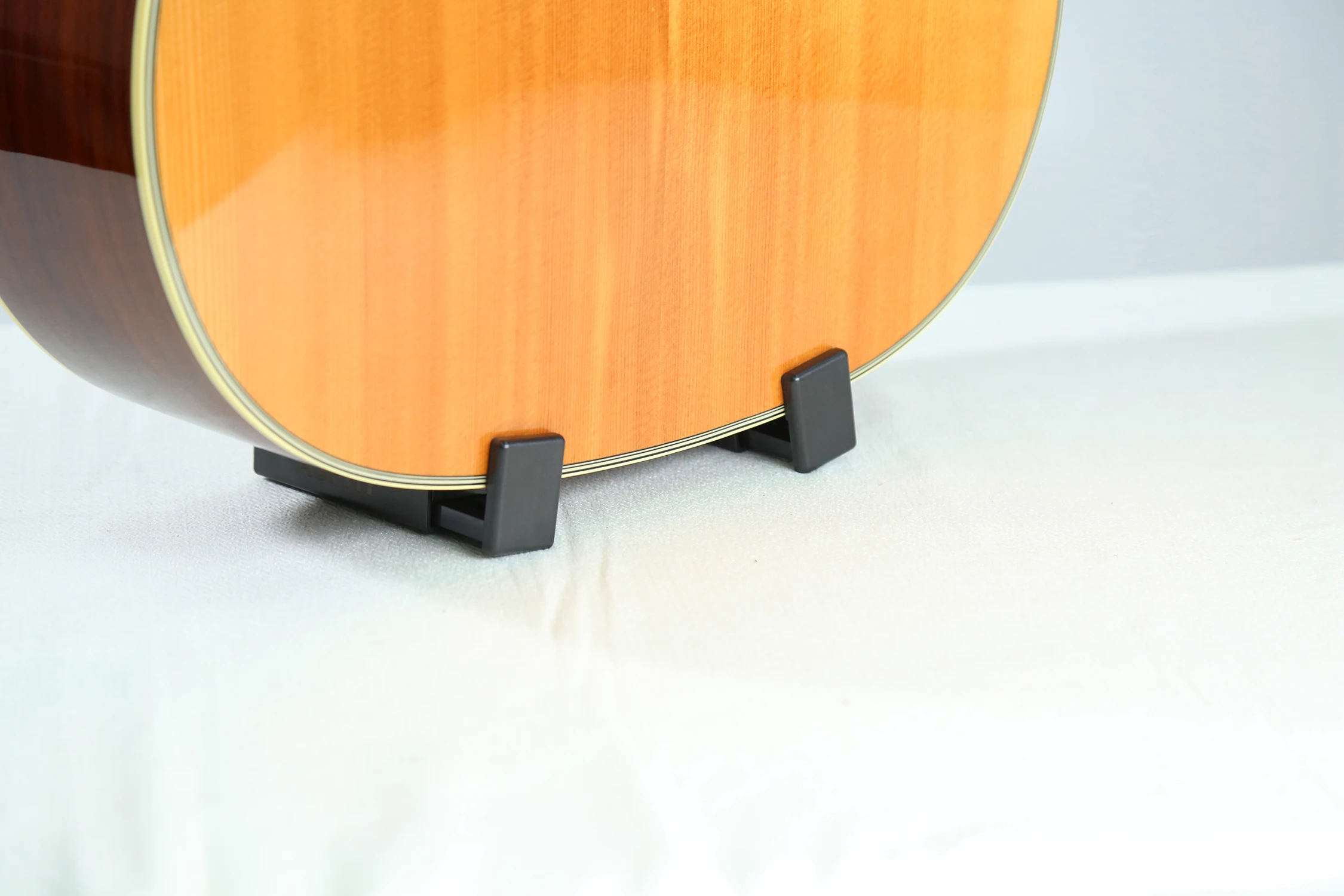 Guitar Steady Stands,Ultra-small Size Acoustic Guitar Stand,Portable Clamping Design Adjustable from 9cm to 12cm,Stand Upright