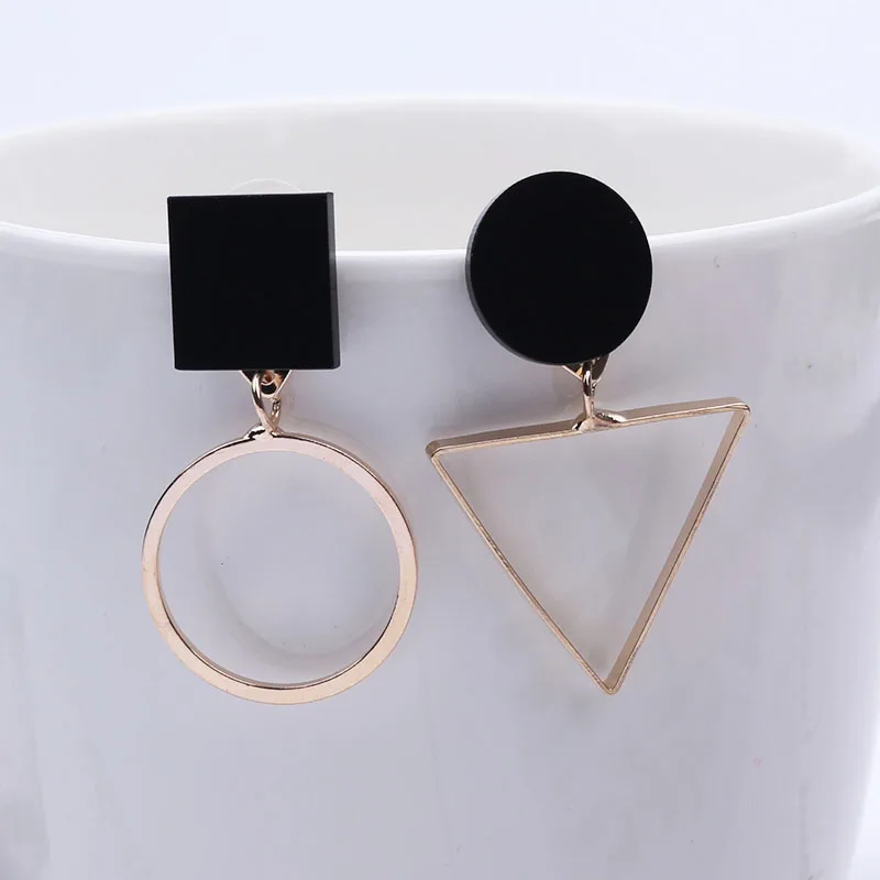 Black Hanging Long Earrings for Women Triangle Square Statement Drop Earrings 2025 Boucle Oreille Femme Fashion Jewelry