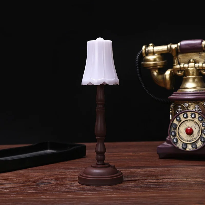 1/6 Scale White LED Desk Lamp Model Furniture for Hot Toys BJD Dollhouse Accessory Kids Pretend Play Toys