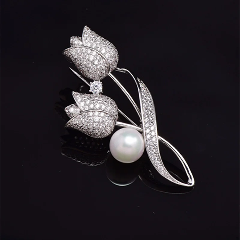 Advanced Luxury 2023 New Tulip Flower brooch Elegant Design Sense Rose White Stone Jewelry