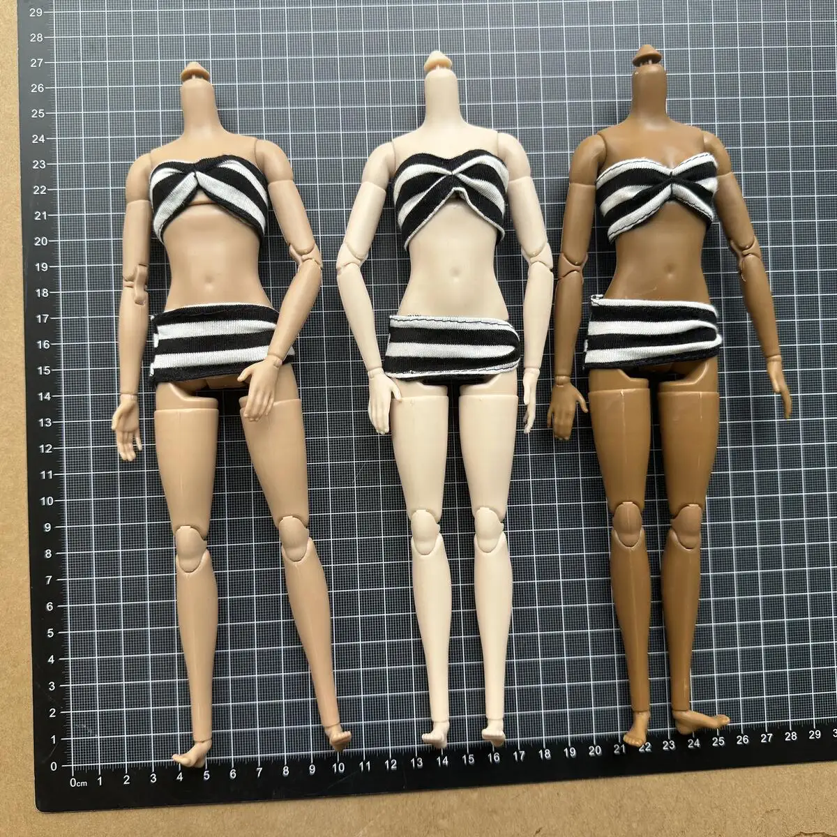 1/6 Doll Body 26CM High Quality Multi-jointed Movable Female Body White Skin/normal Skin Body Fashion Supermodel Heads DIY Parts