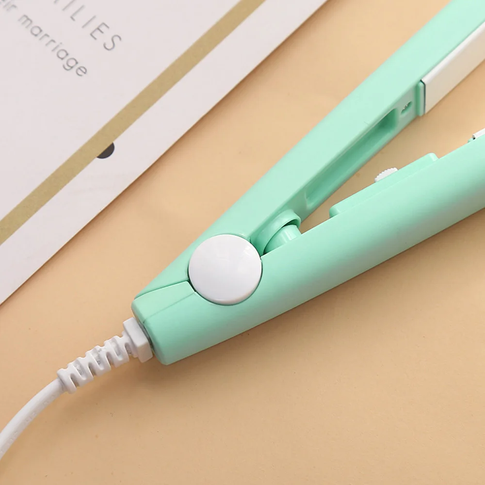 Mini Portable Heat Sealing Machine Food Vacuum Sealer Seal Packing Plastic Impulse Sealer Household Bag Clips Handheld