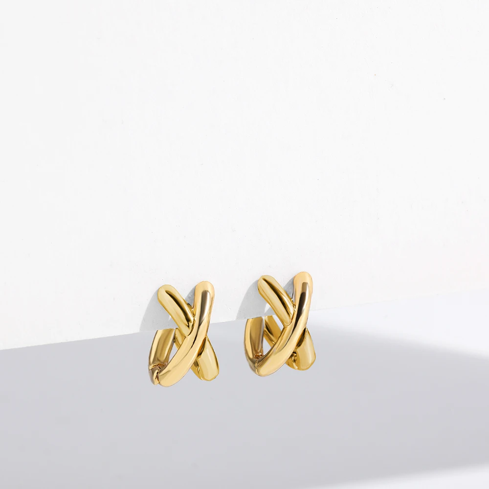 Punk Gold Plated Silver Color Mixing Metal Criss-cross Earrings for Women Geometric Small Ear Bone Aros Huggie Hoops Jewelry
