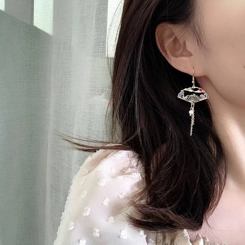 Chinese Style Folding Fan Modeling Crane Cloud Hanging Dangle Earrings for Women Hollow Asymmetric Drop Earring National Jewelry