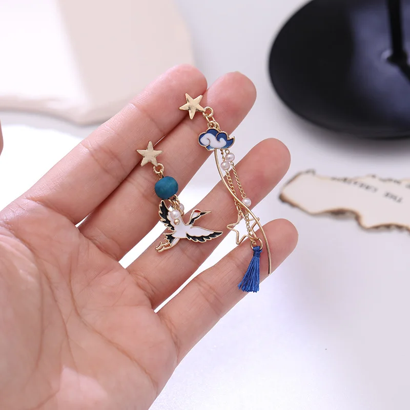 Chinese Style Folding Fan Modeling Crane Cloud Hanging Dangle Earrings for Women Hollow Asymmetric Drop Earring National Jewelry