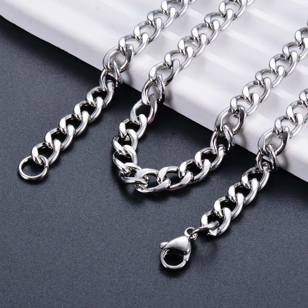 Width 3mm/4.5mm/5mm/6mm/7mm/7.5mm Stainless Steel Curb Cuban Link Chains Punk  Chain Necklace Chokers Jewelry For Men Women